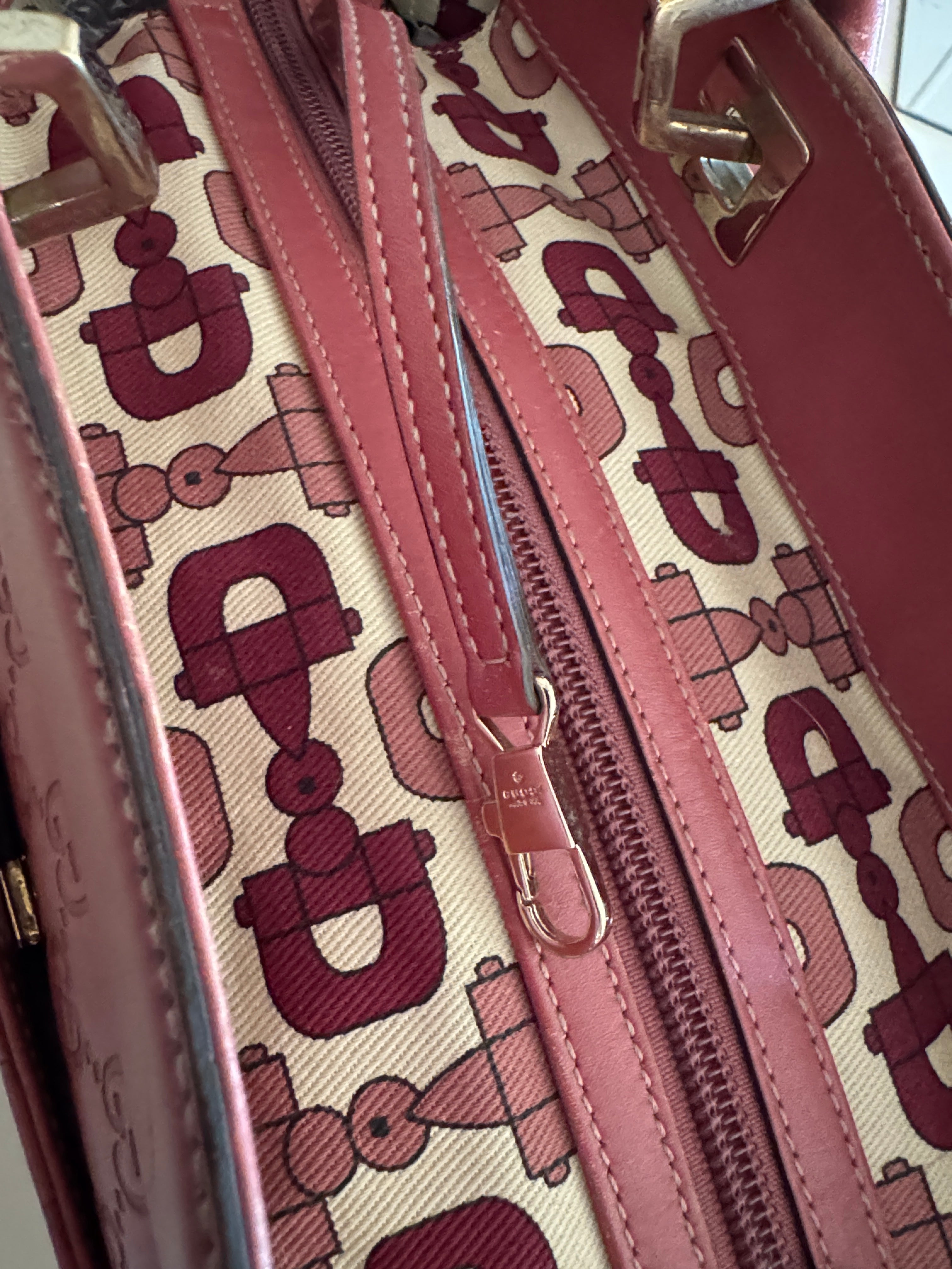 Authentic Gucci Guccissima Leather Horsebit Hobo Tote – Blush Pink