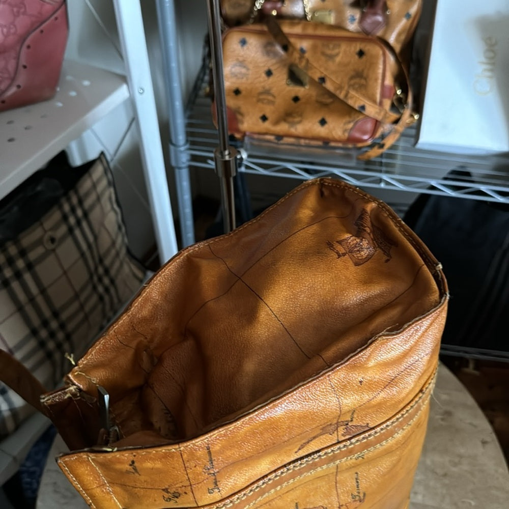 Alviero Martini shoulder tote bag in cognac