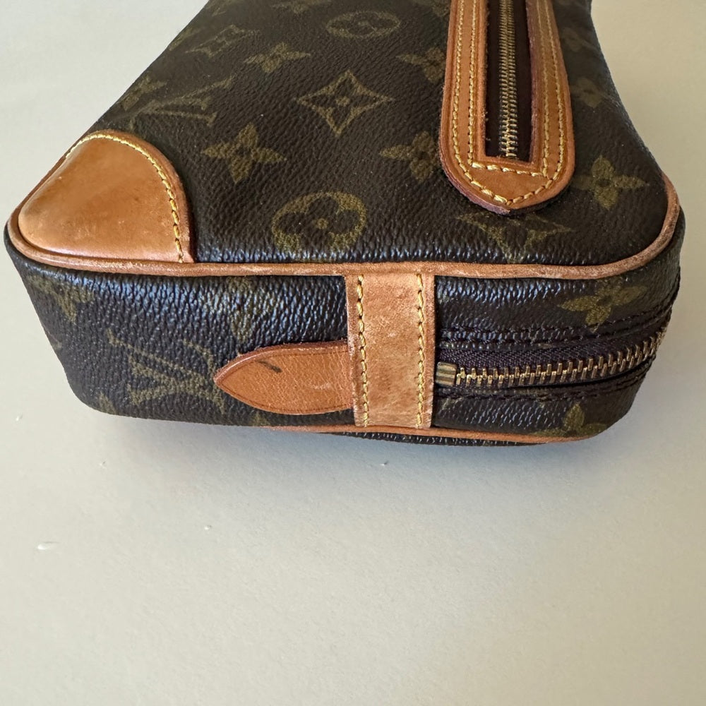 Classic Louis Vuitton Monogram Wristlet — Vintage 1988 (TH 884)